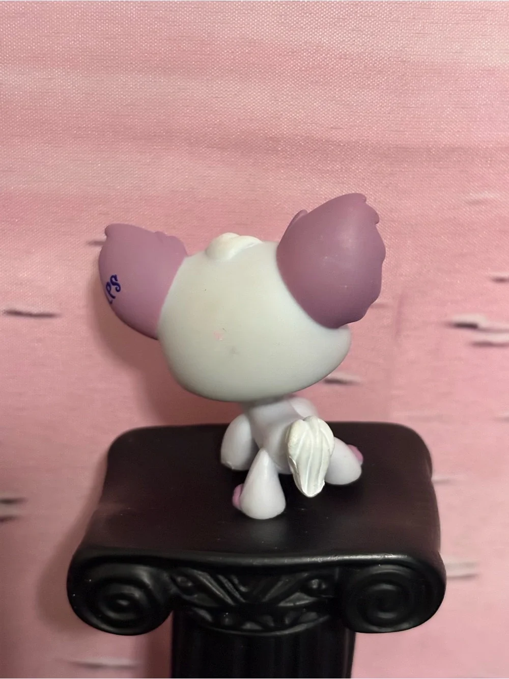 Littlest Pet Shop chihuahua puppy dog gray purple ears brown eyes. Preowned.